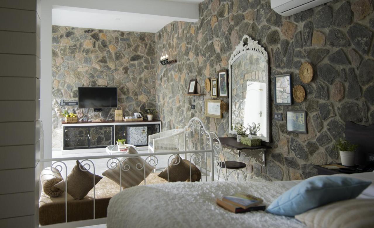 Hills & Hues Hotel Kumily Kültér fotó